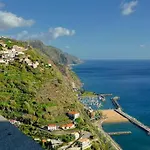 Casa Da Fonte Dos Castanheiros Estreito Da Calheta