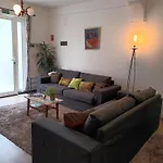 Casa Da Fonte Dos Castanheiros * Estreito Da Calheta